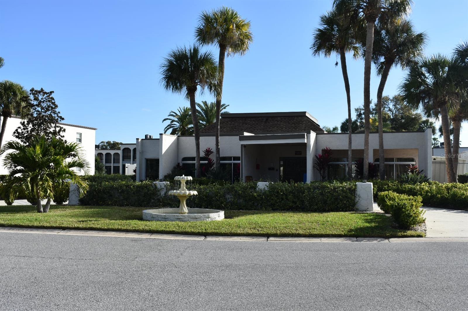 BOULEVARD CLUB THE CONDO - Residential