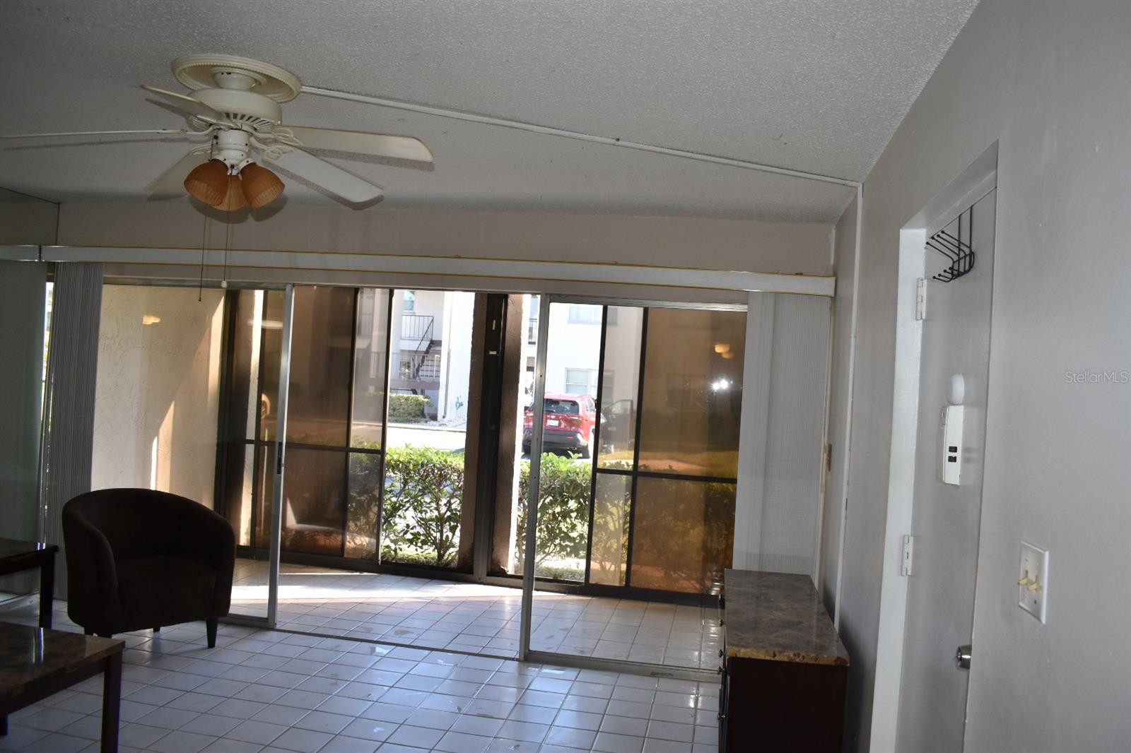 BOULEVARD CLUB THE CONDO - Residential