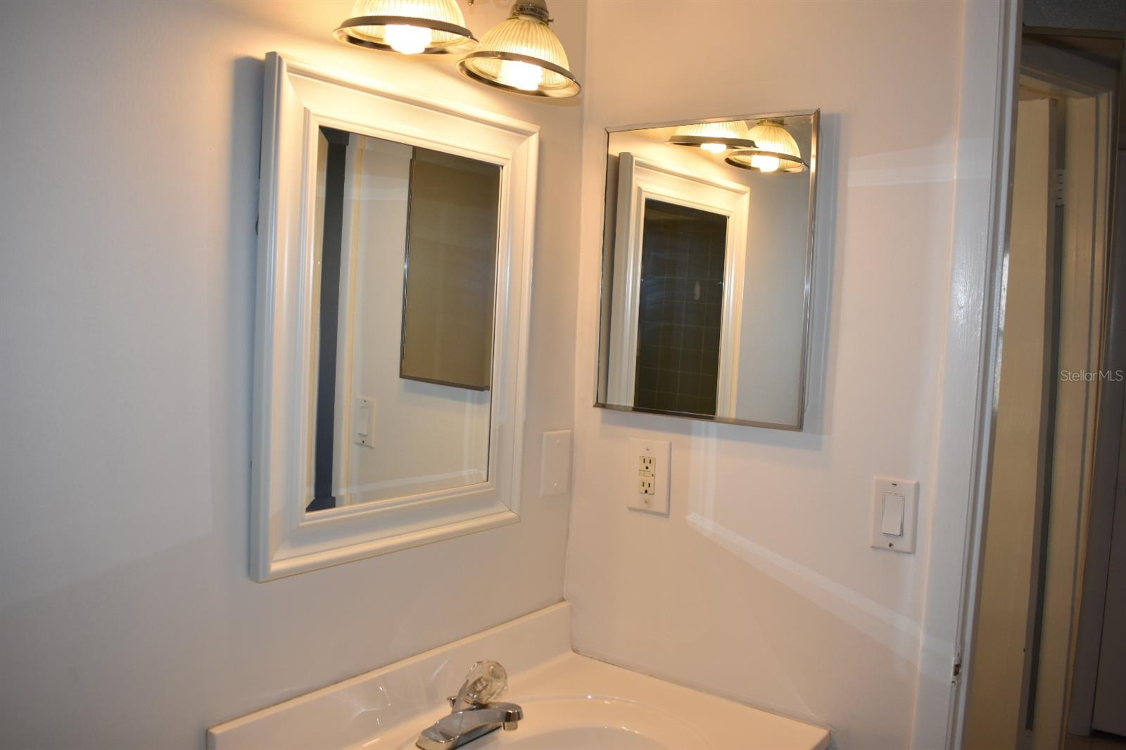 BOULEVARD CLUB THE CONDO - Residential