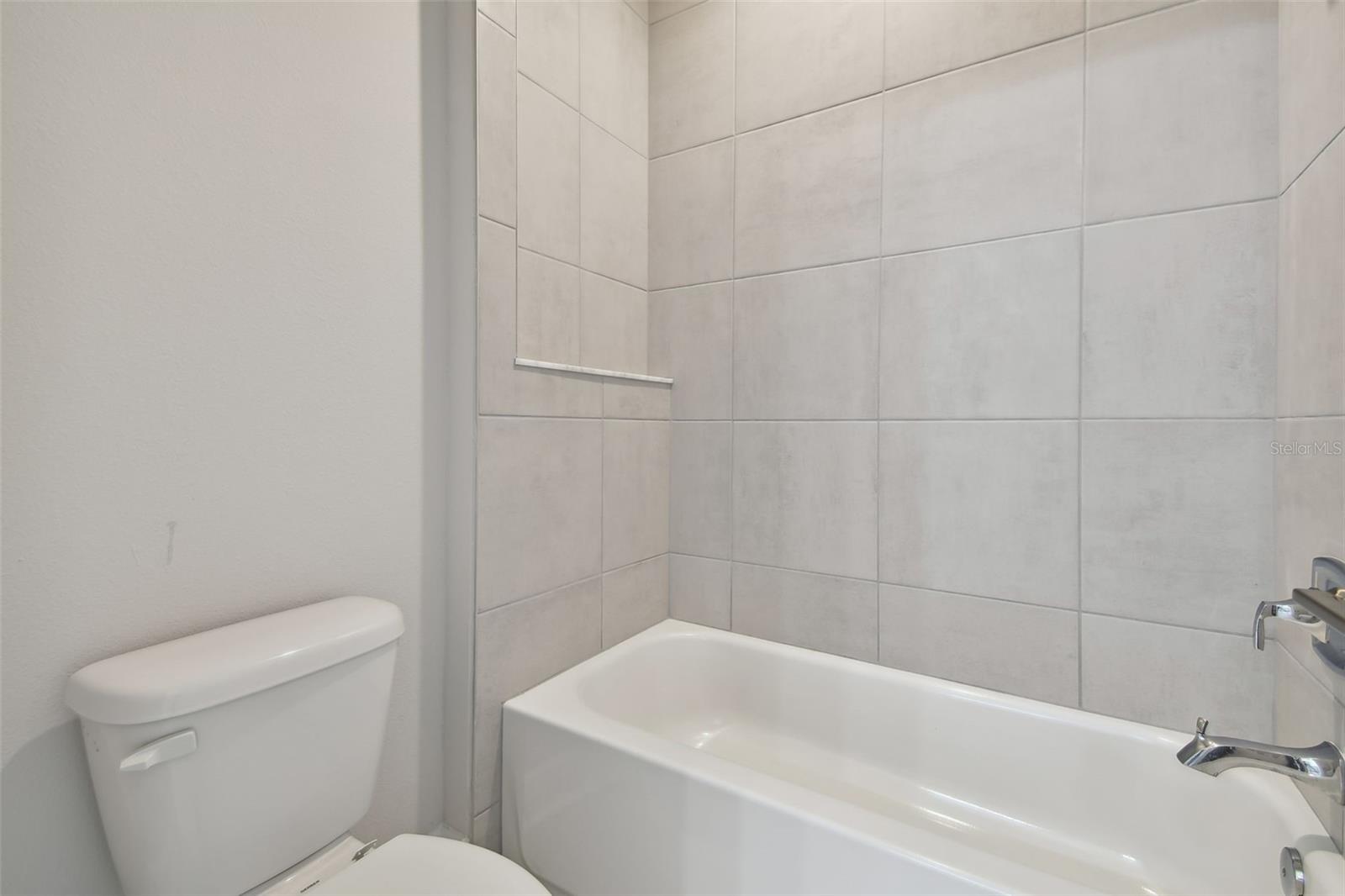 BROBSTON FENDIG & CO 'S HALFWA - Residential Lease