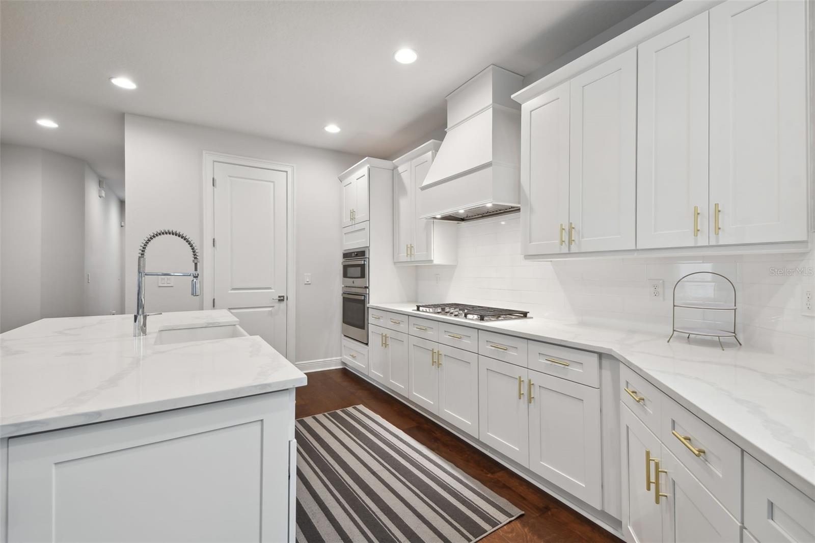 BROBSTON FENDIG & CO 'S HALFWA - Residential Lease