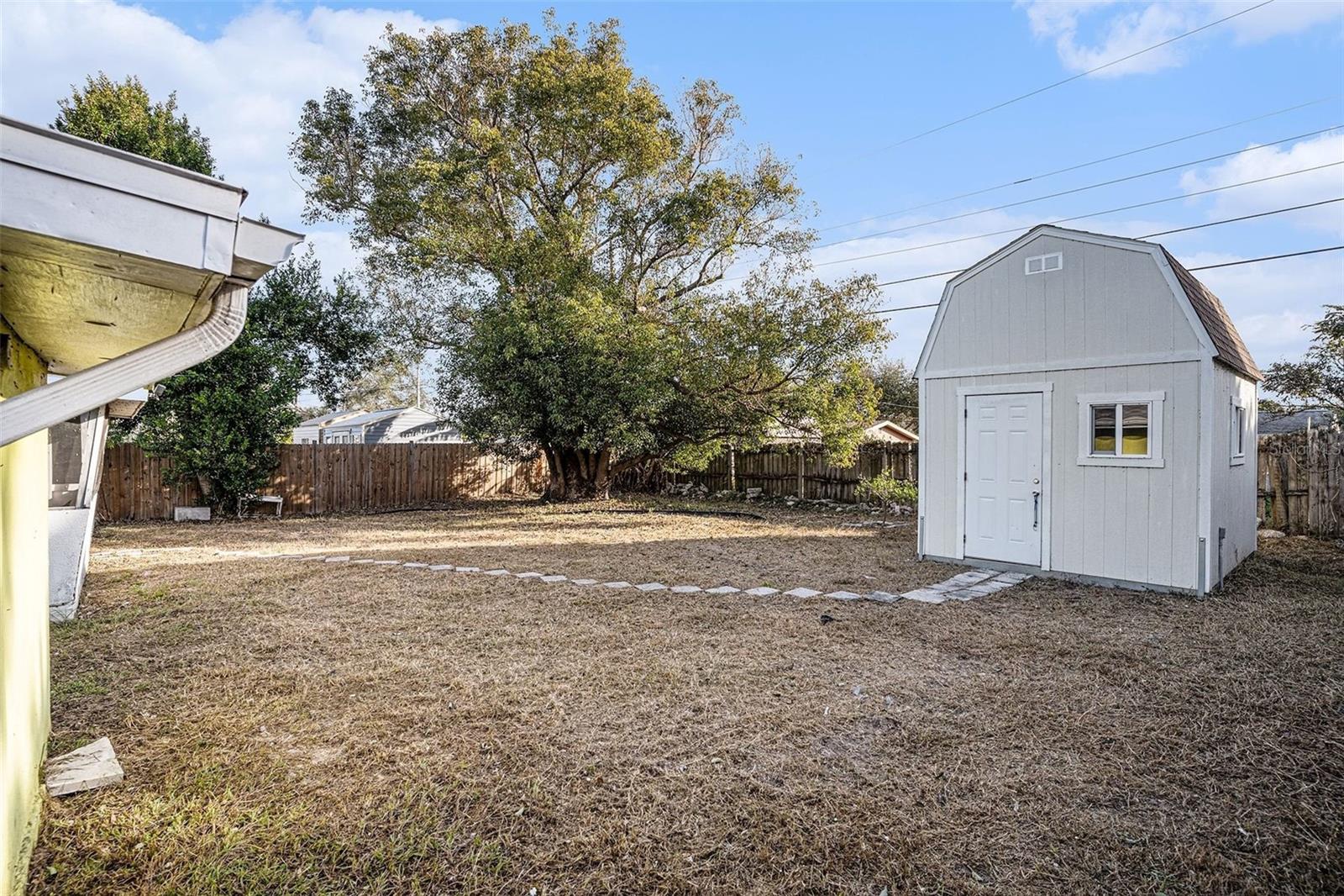 SHAMROCK HEIGHTS - Residential