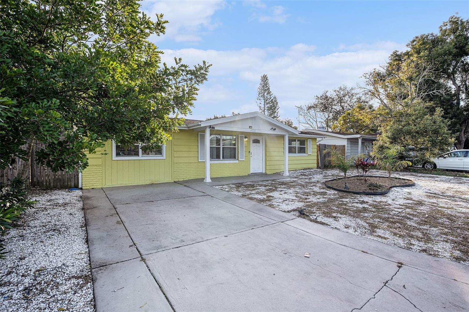 SHAMROCK HEIGHTS - Residential