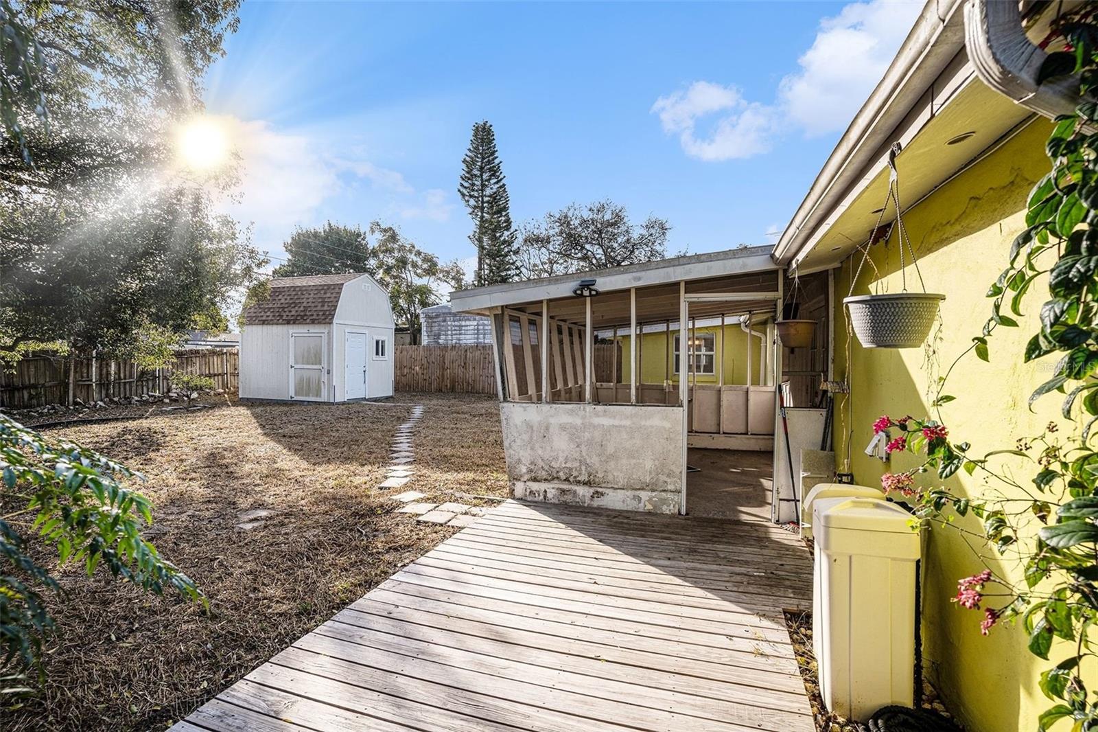 SHAMROCK HEIGHTS - Residential