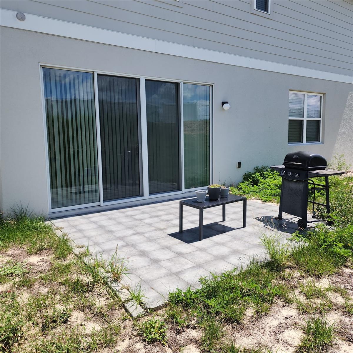 312 LAKE SMART CIRCLE