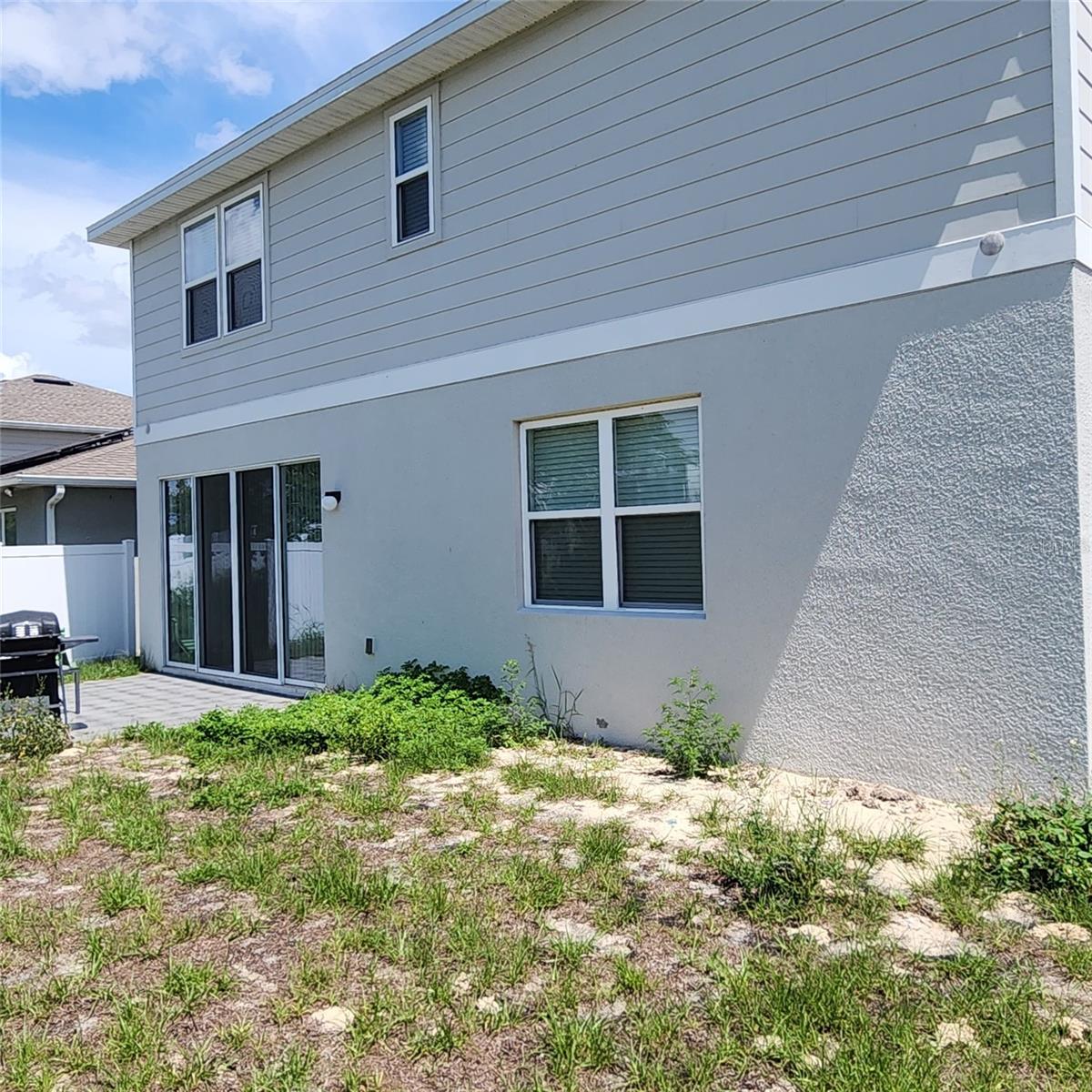 312 LAKE SMART CIRCLE