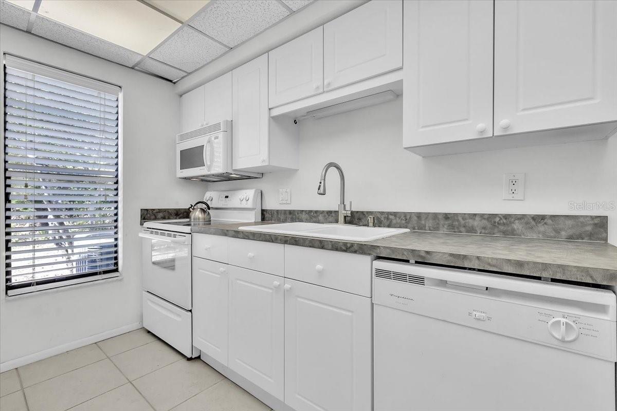 LOCHMOOR - Residential