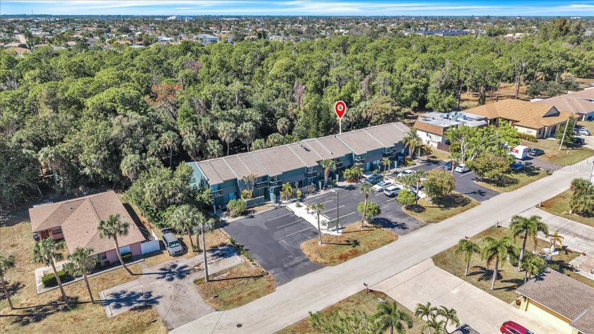 LOCHMOOR - Residential