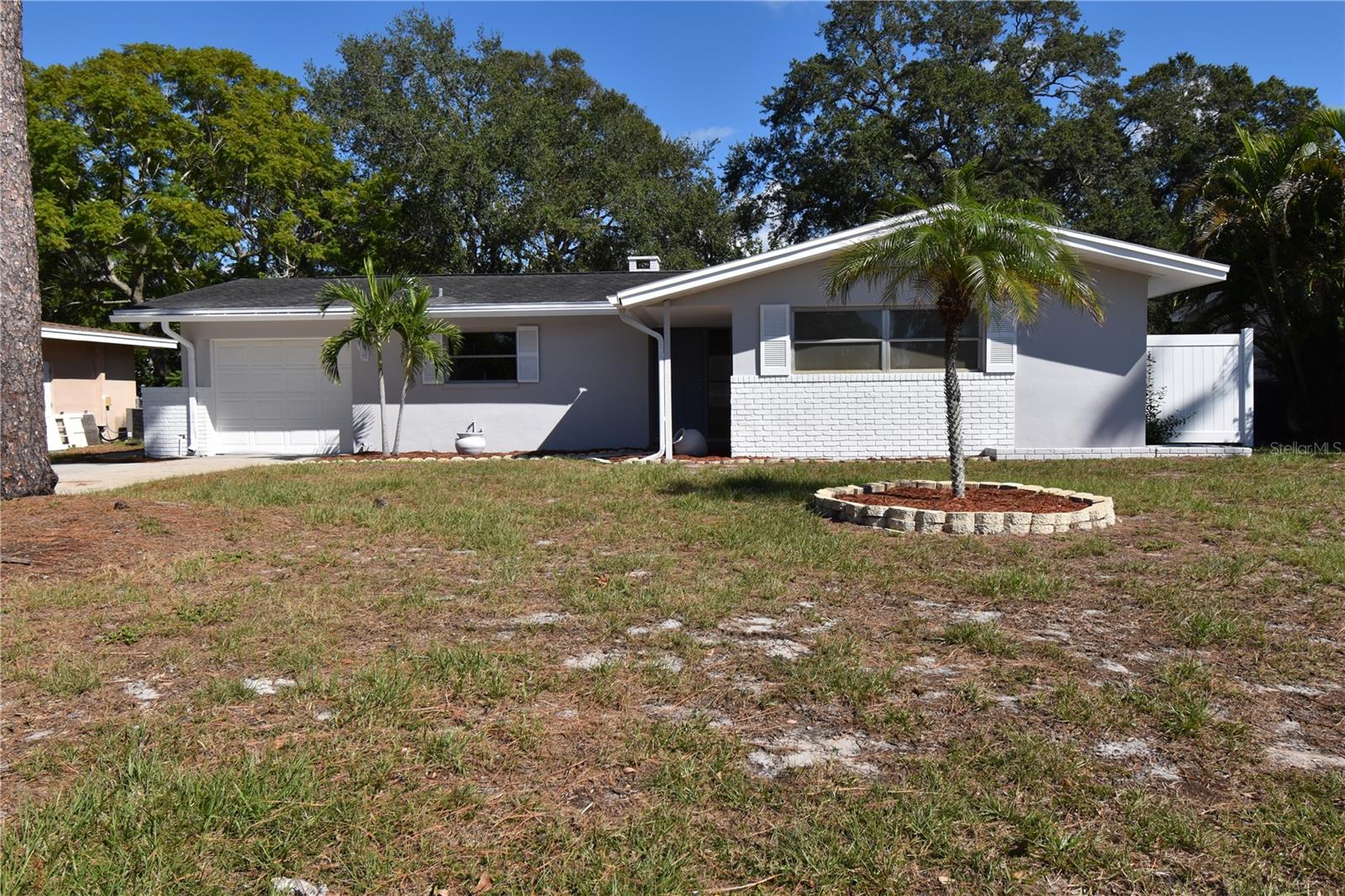 INDIAN ROCKS HIGHLANDS - Residential