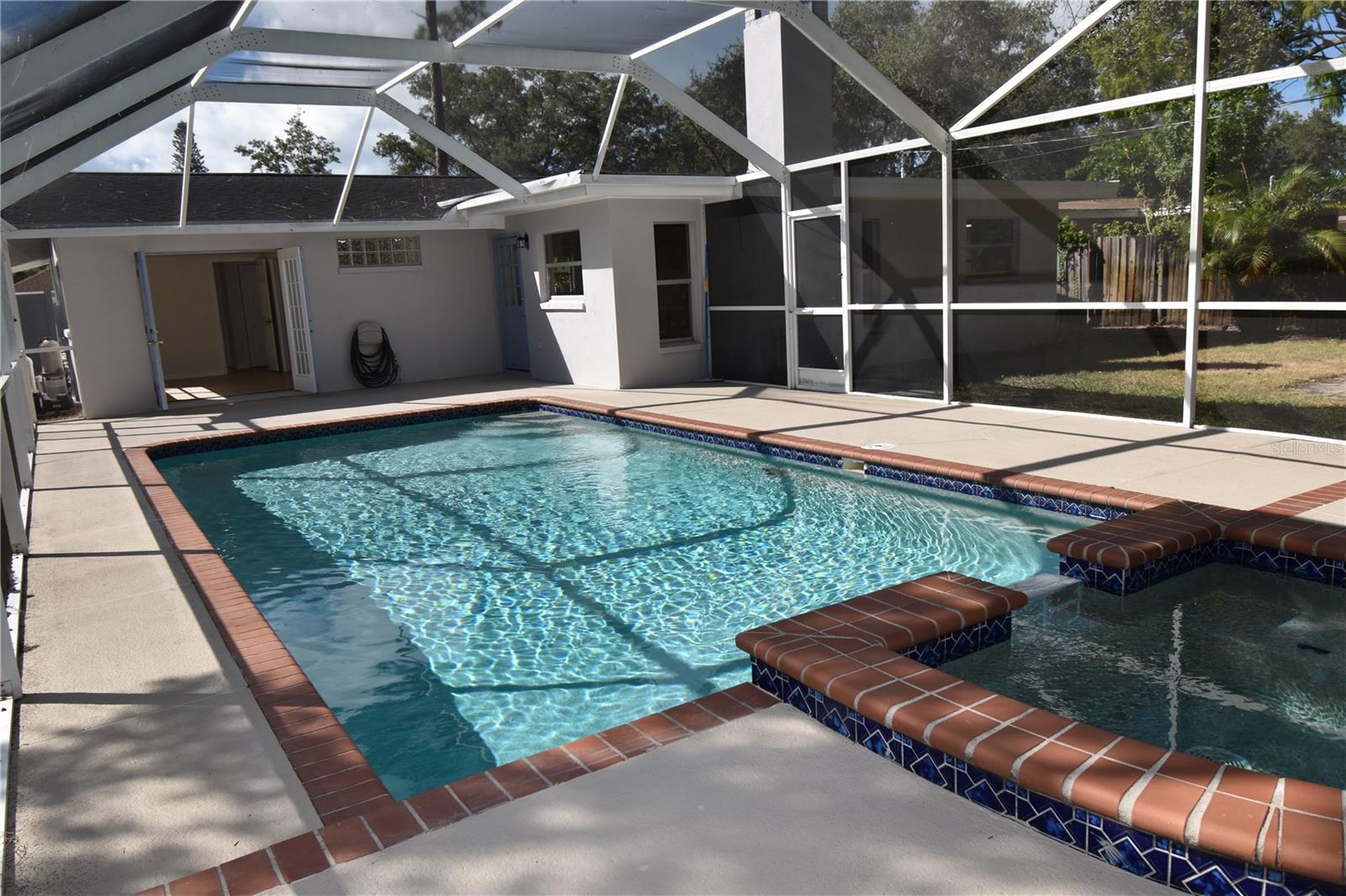 INDIAN ROCKS HIGHLANDS - Residential