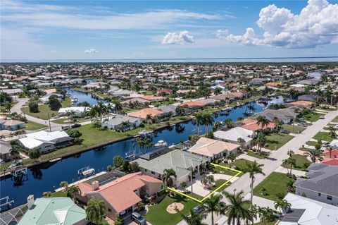 A home in PUNTA GORDA