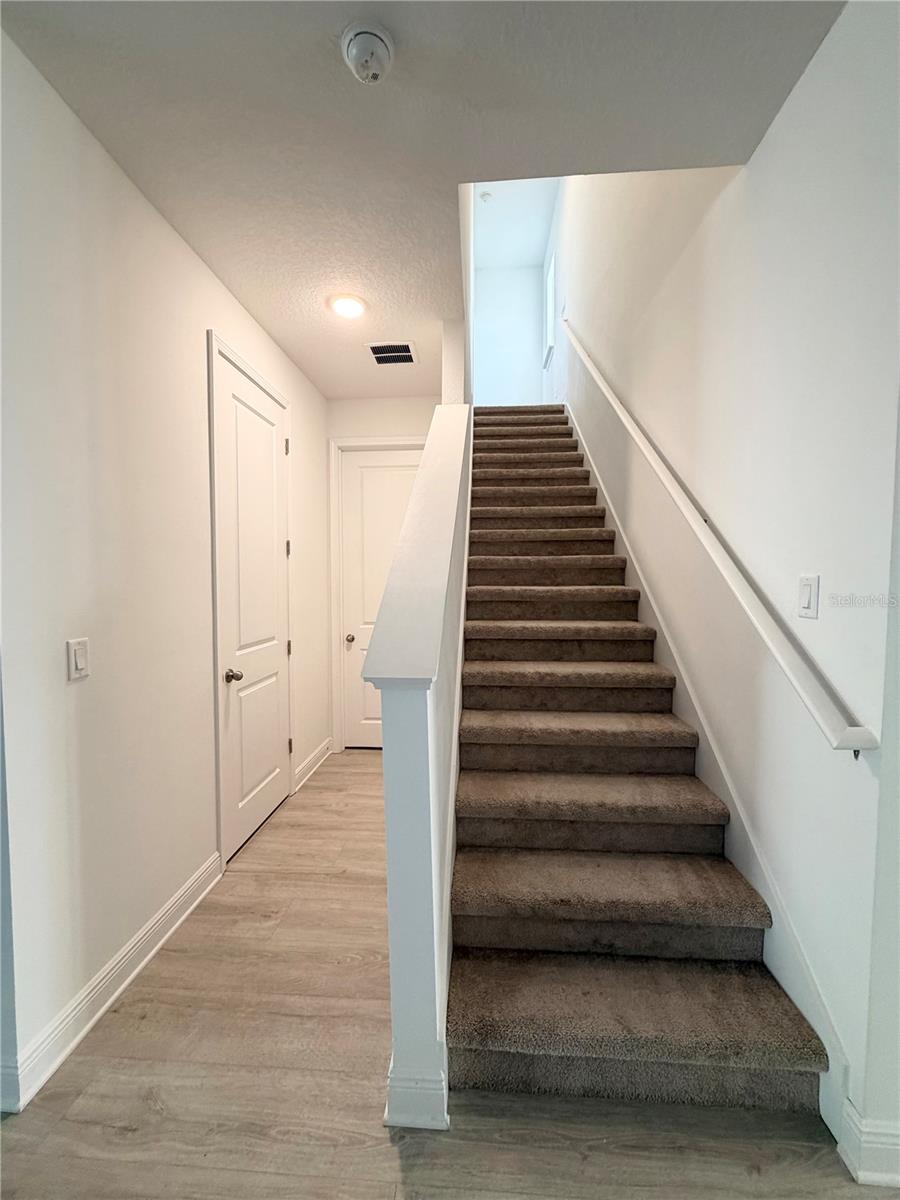 LAKESIDE/HAMLIN - Residential Lease