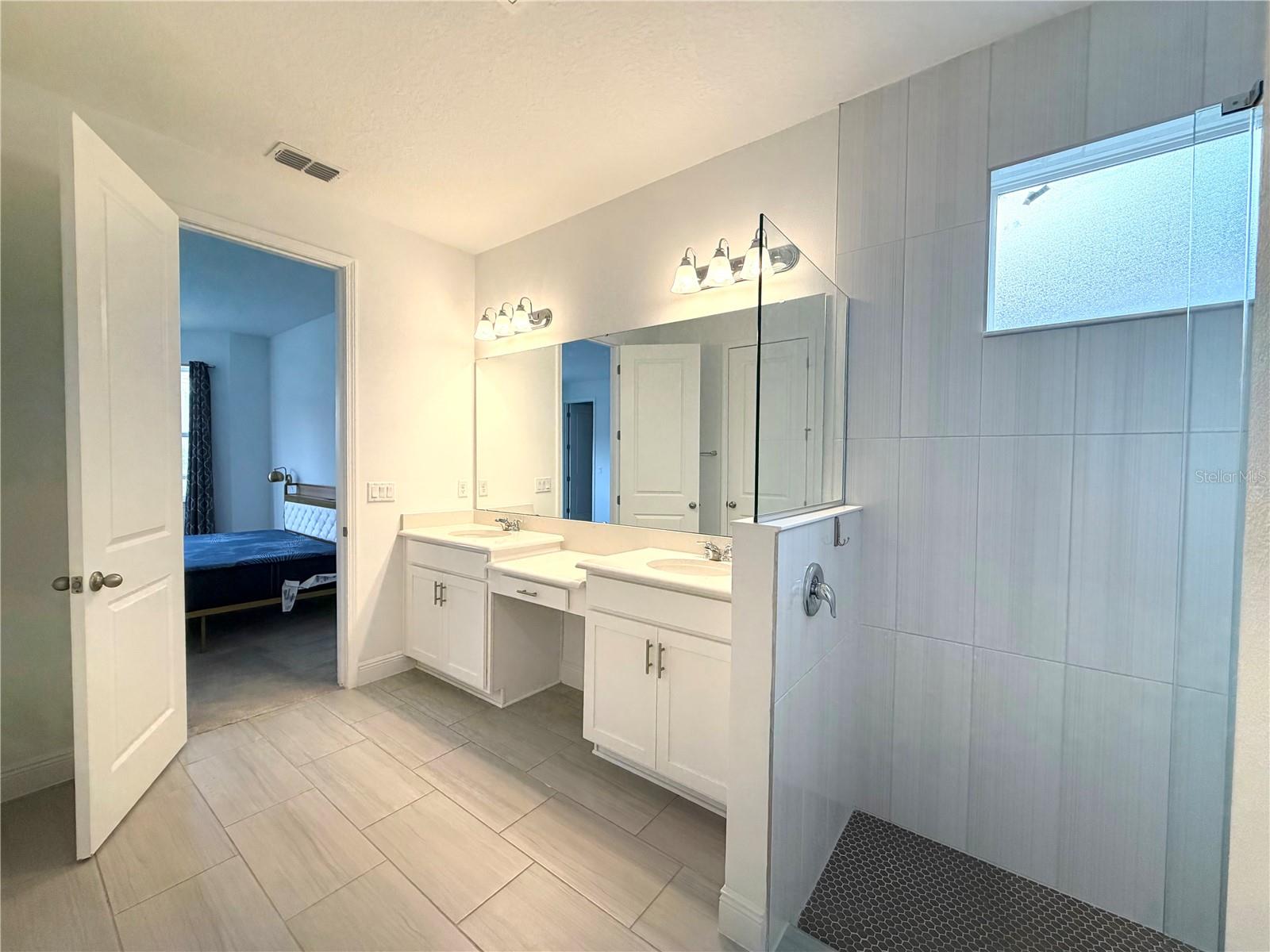 LAKESIDE/HAMLIN - Residential Lease