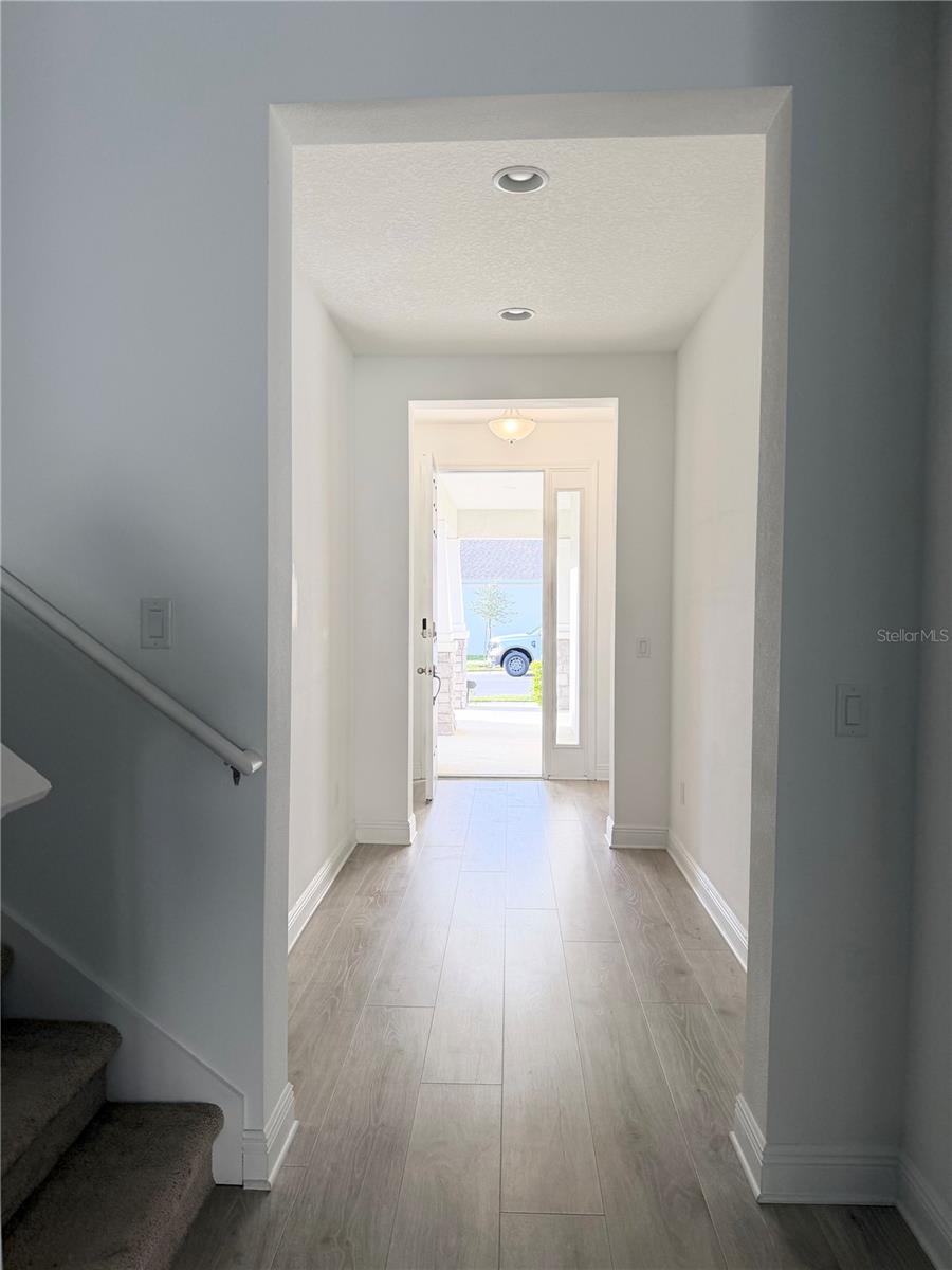 LAKESIDE/HAMLIN - Residential Lease