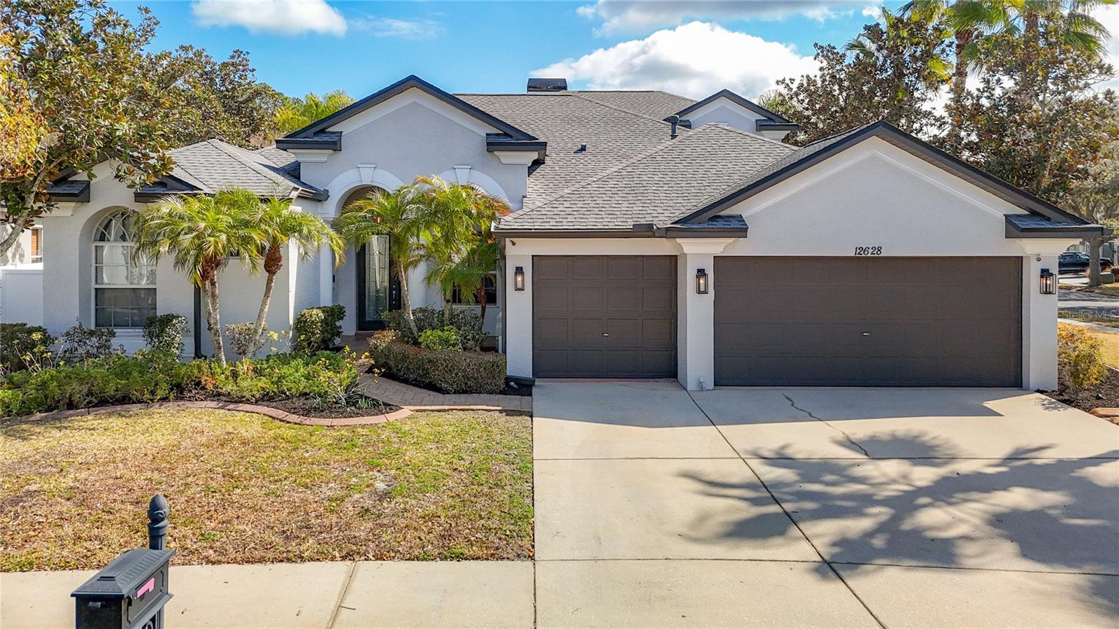 WEST HAMPTON - Residential