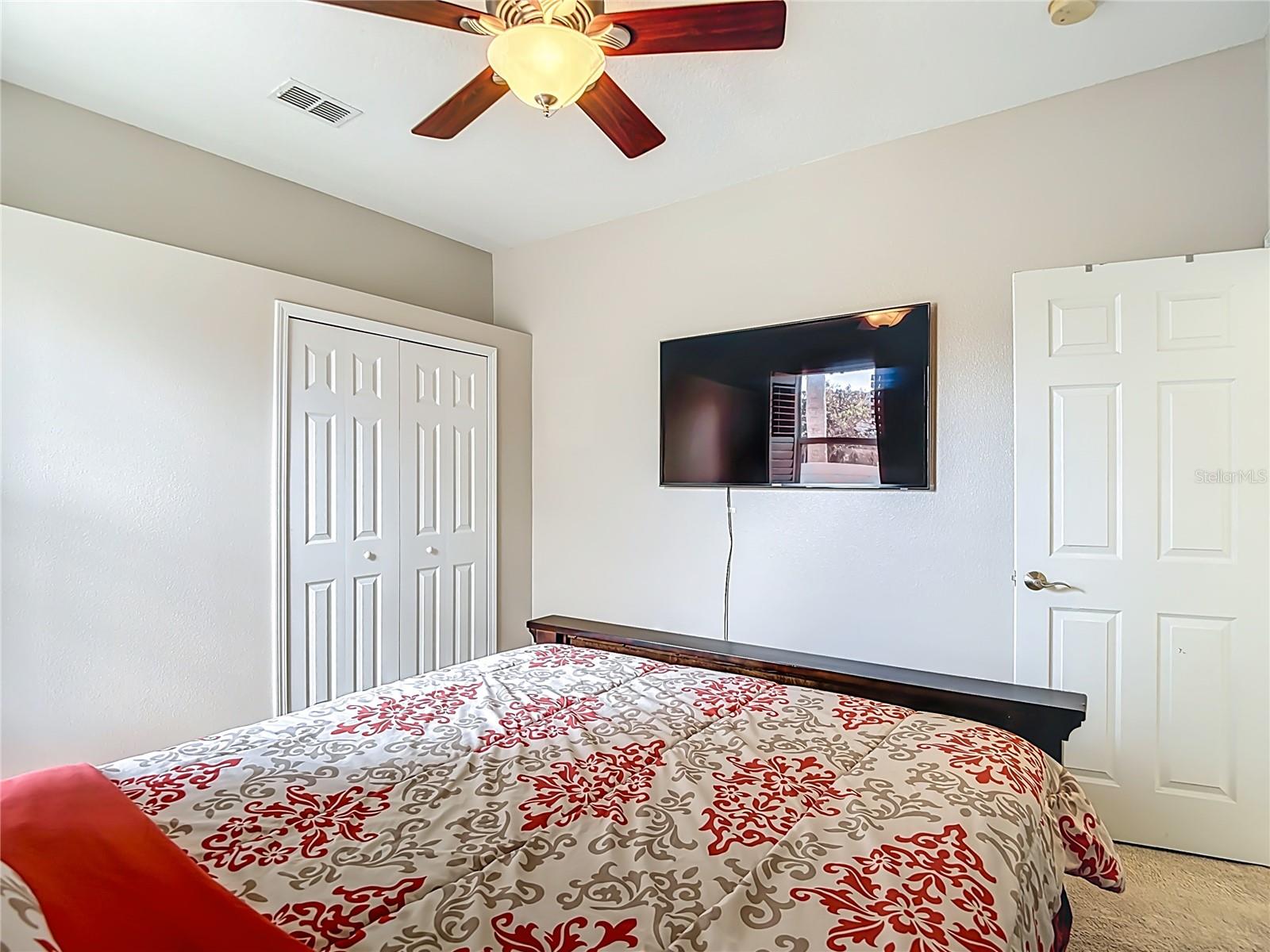 WEST HAMPTON - Residential