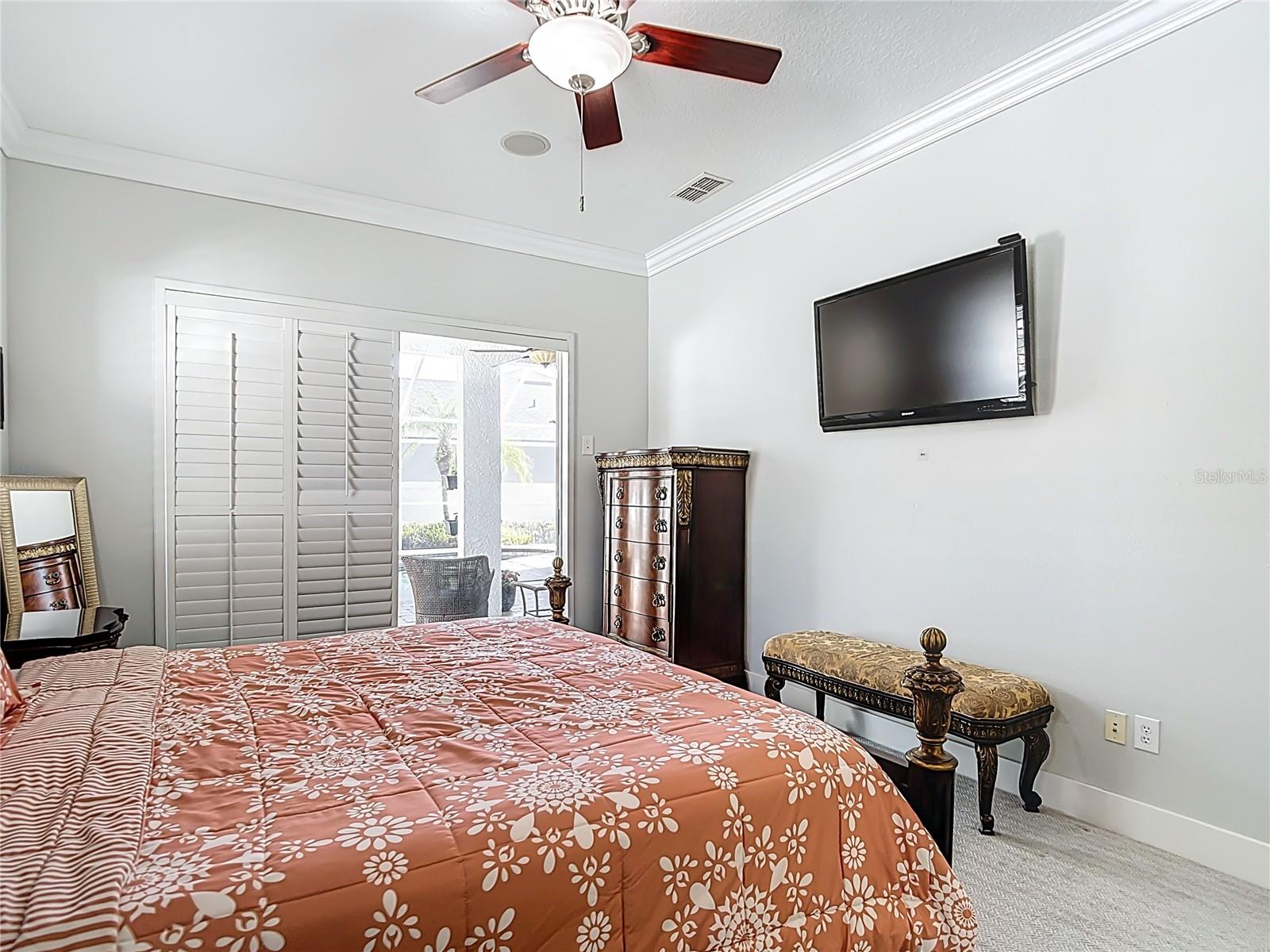 WEST HAMPTON - Residential