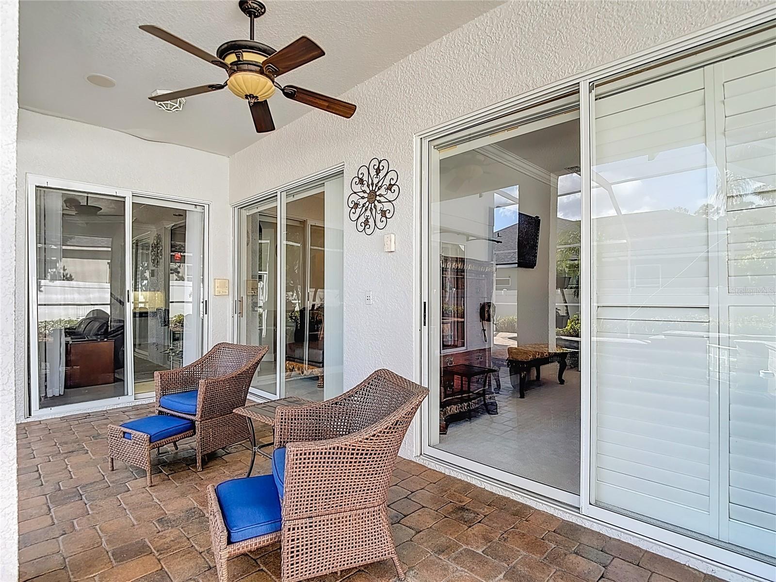 WEST HAMPTON - Residential