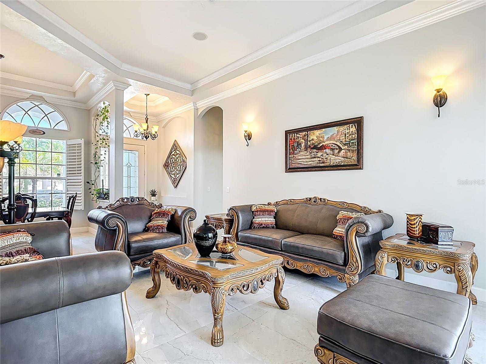 WEST HAMPTON - Residential