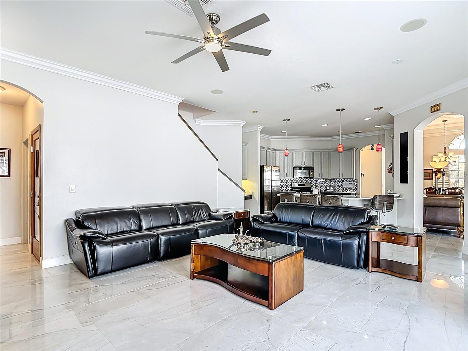 WEST HAMPTON - Residential