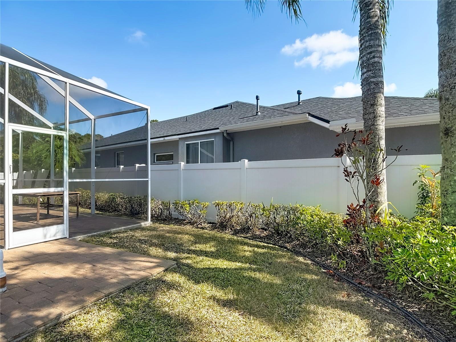 WEST HAMPTON - Residential