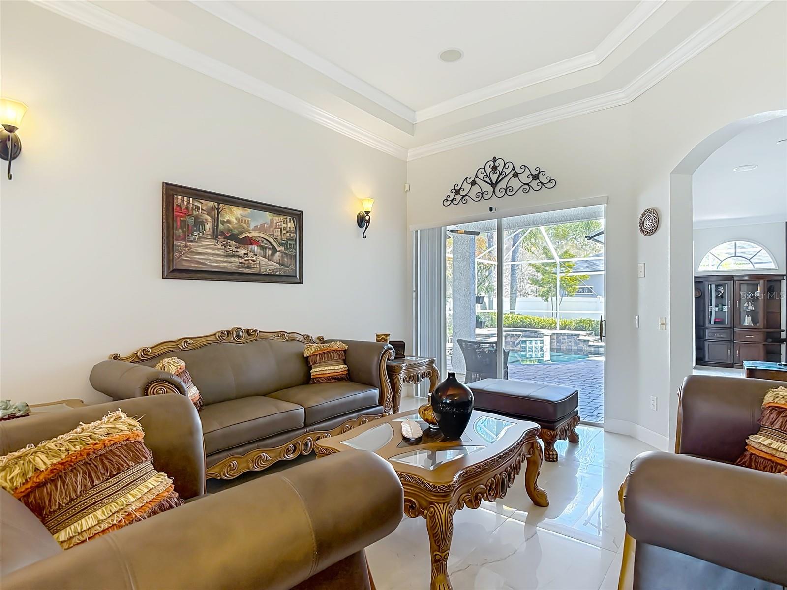 WEST HAMPTON - Residential