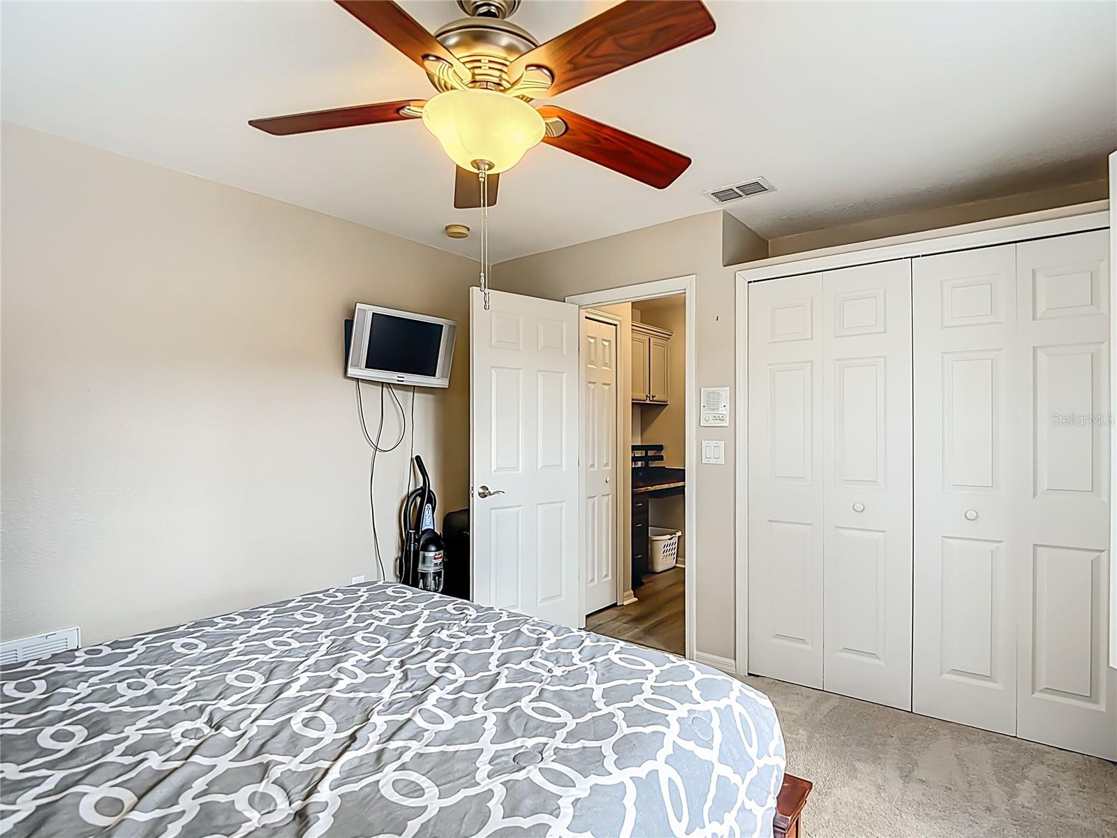 WEST HAMPTON - Residential