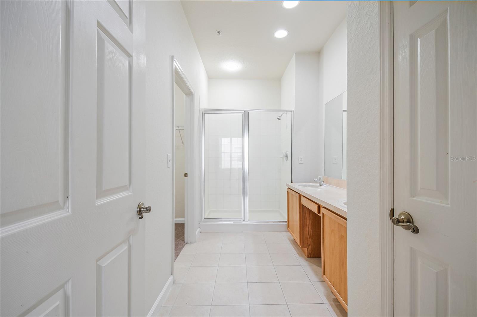 FLORA RIDGE CONDO PH 5 BLDG 2 - Residential