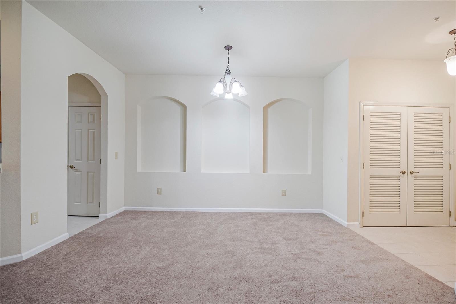 FLORA RIDGE CONDO PH 5 BLDG 2 - Residential