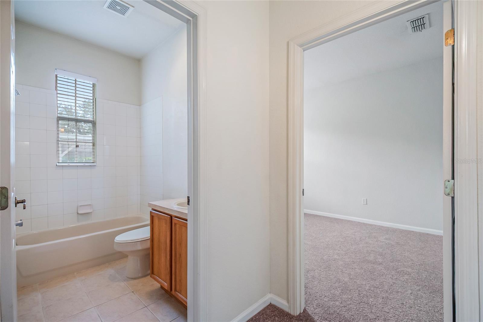 FLORA RIDGE CONDO PH 5 BLDG 2 - Residential