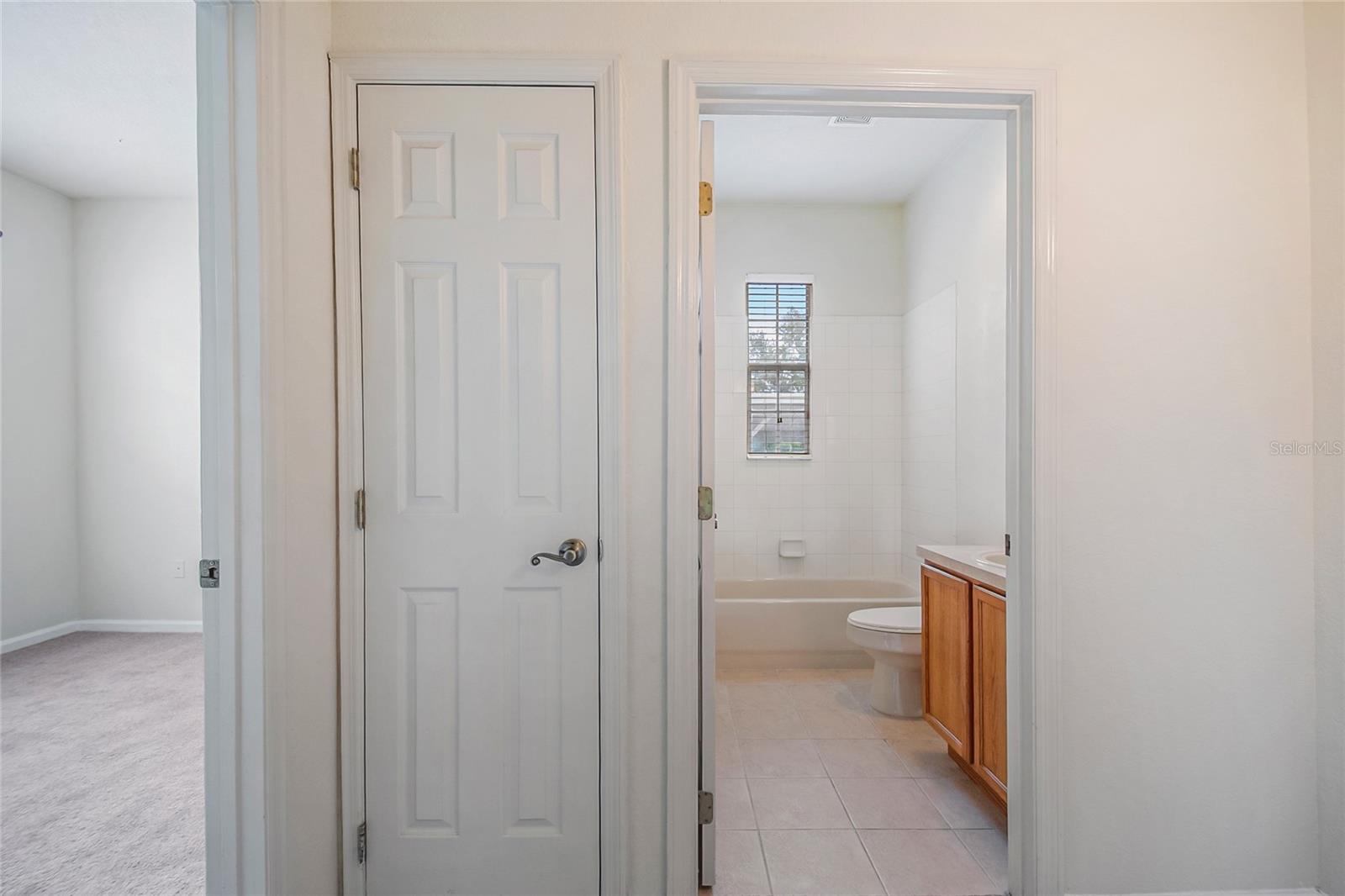 FLORA RIDGE CONDO PH 5 BLDG 2 - Residential