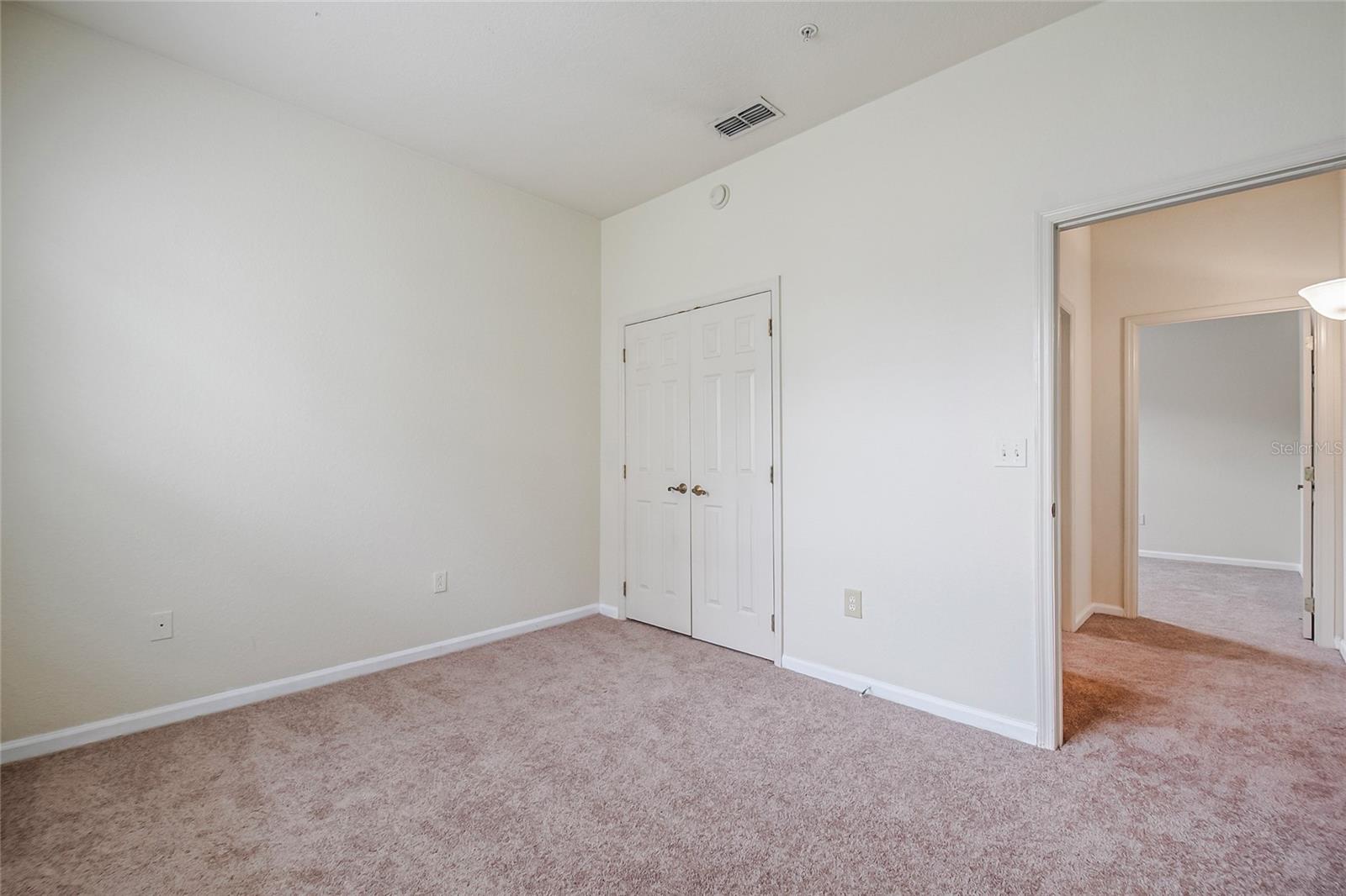 FLORA RIDGE CONDO PH 5 BLDG 2 - Residential