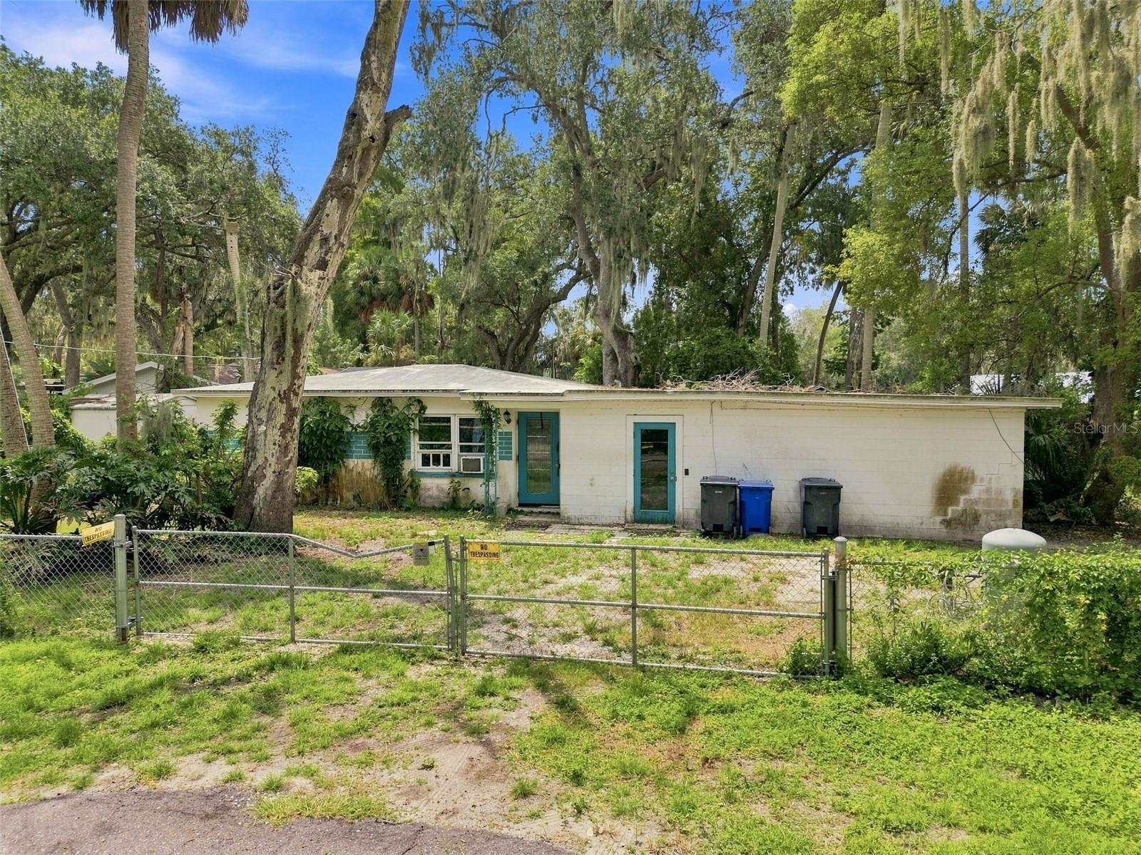 11301 SYLVAN GREEN LANE