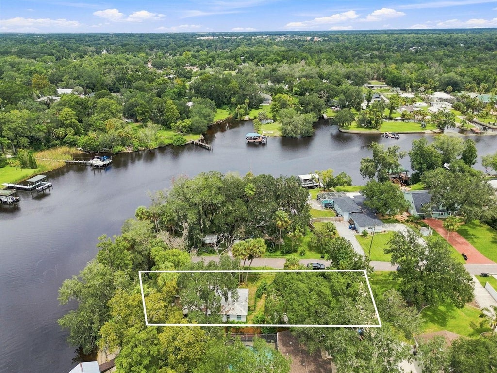 Photo of 11301 Sylvan Green Lane, Riverview, FL 33569 (MLS # TB8540331)