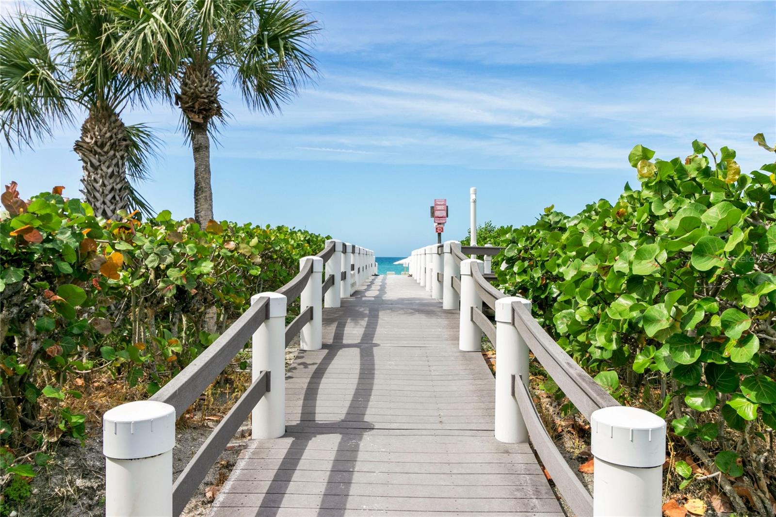 BEACHPLACE I - Residential