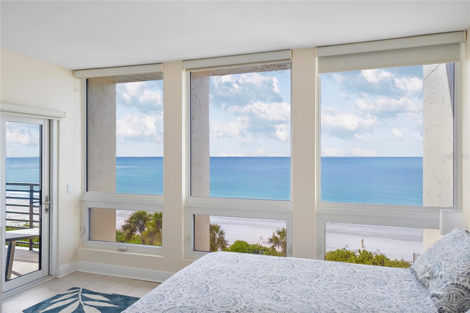 BEACHPLACE I - Residential