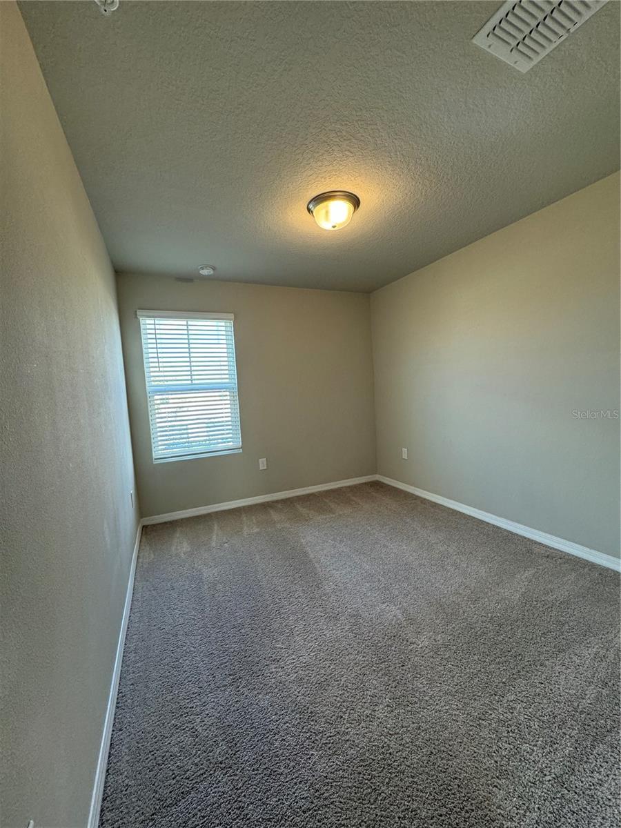 PRAIRIE MDWS - Residential Lease