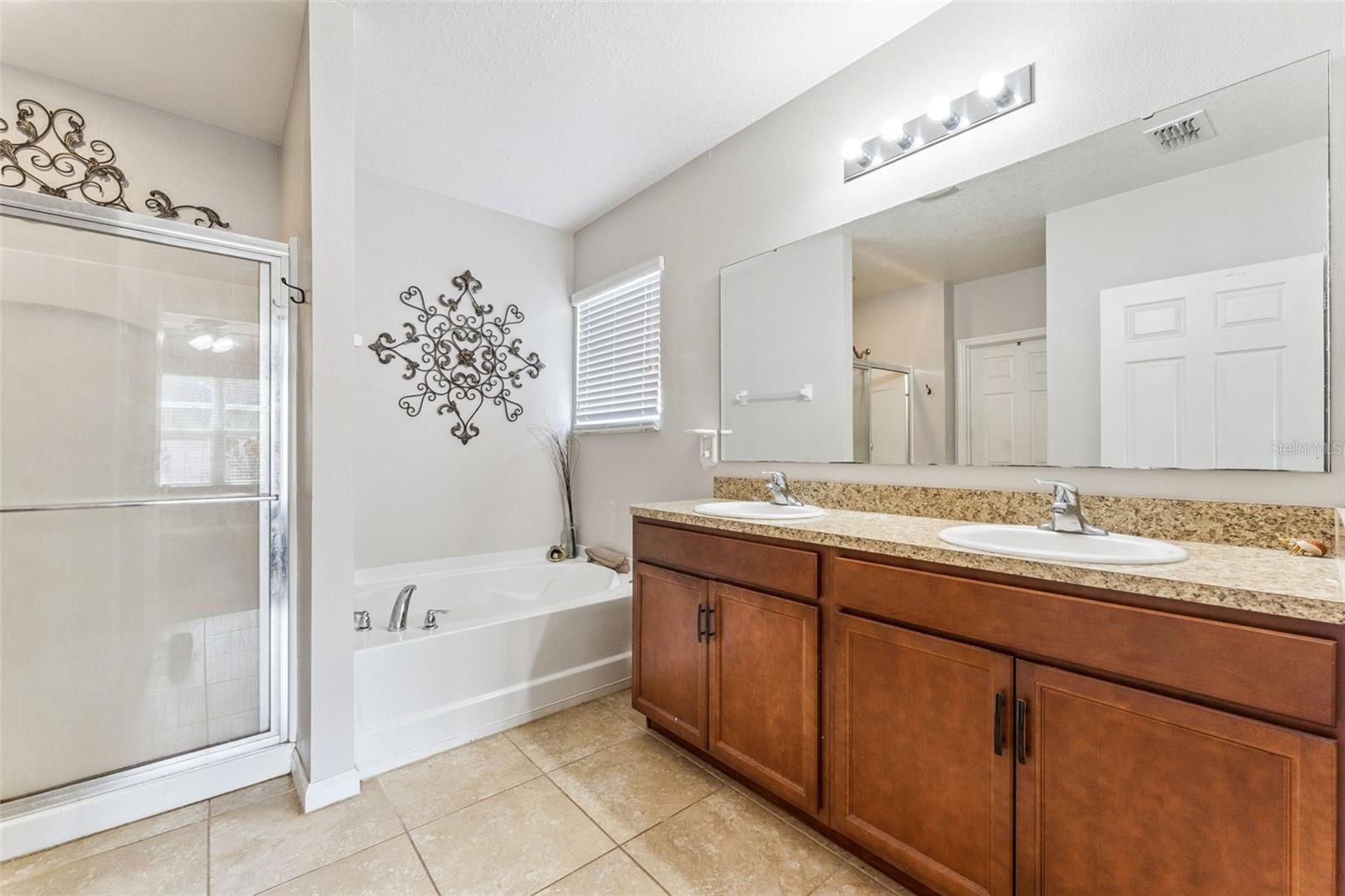 COTTAGES/MEADOWRIDGE - Residential