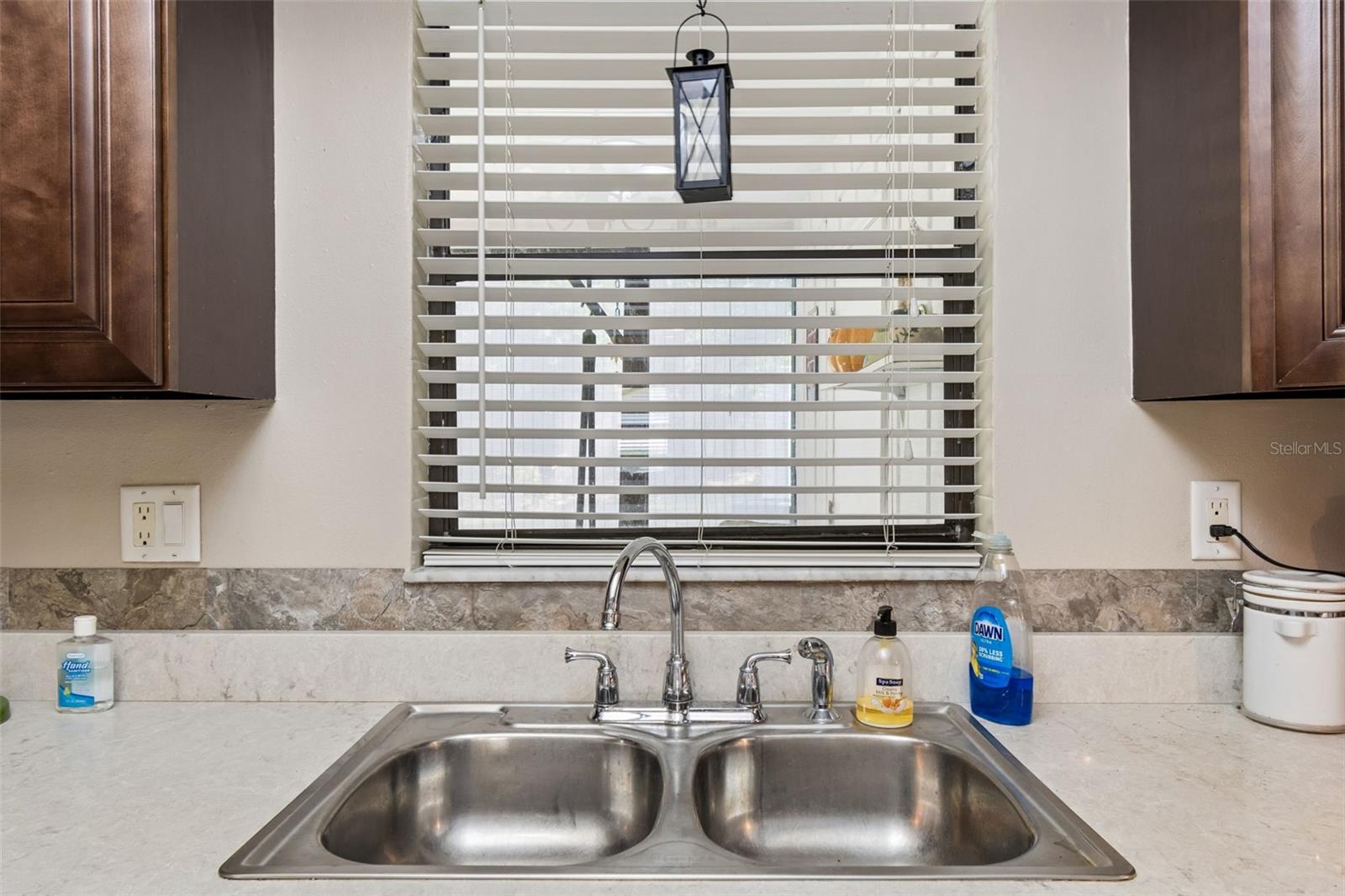 HARVARD ARMS TWNHS - Residential