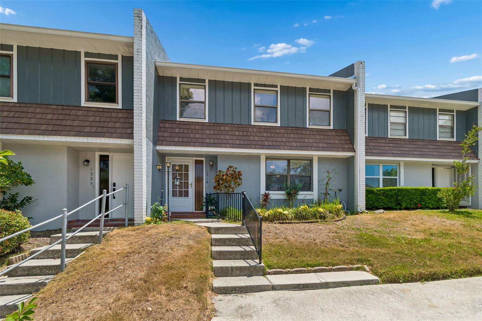 HARVARD ARMS TWNHS - Residential