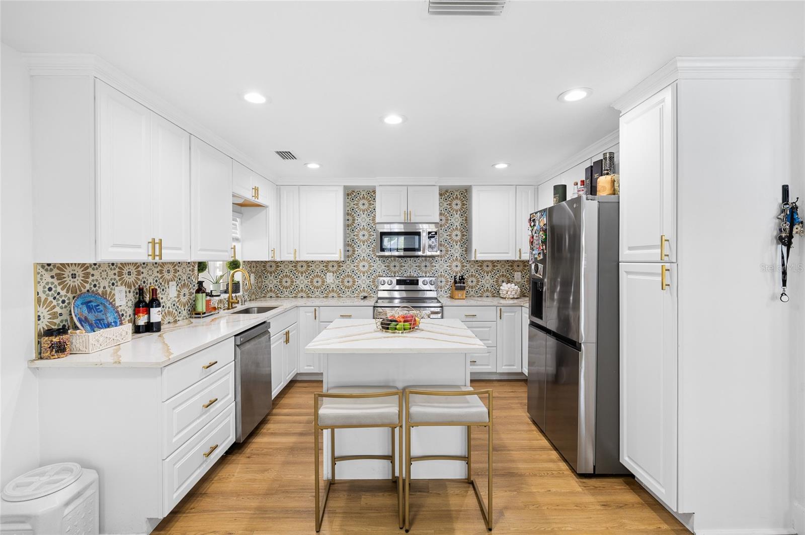 TEMPLE GROVE ESTATES - Residential