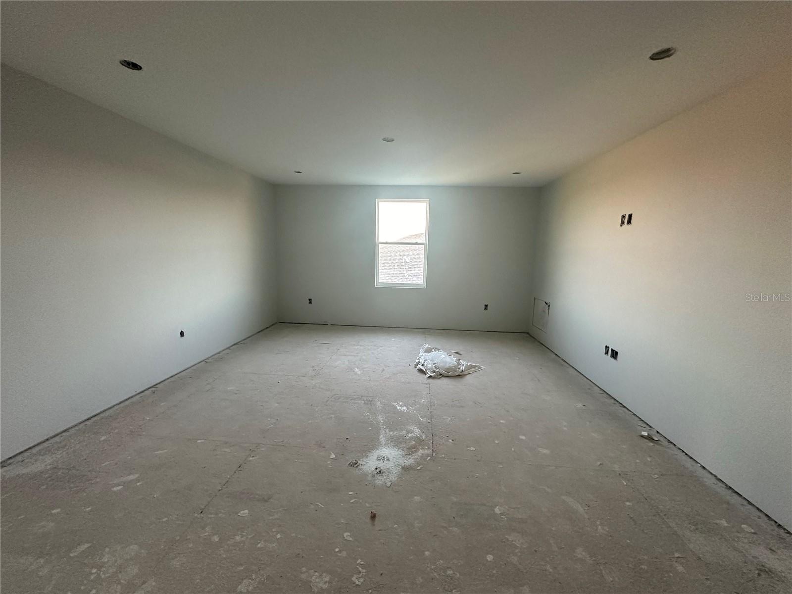 OAKFIELD TRAILS WEST - Residential