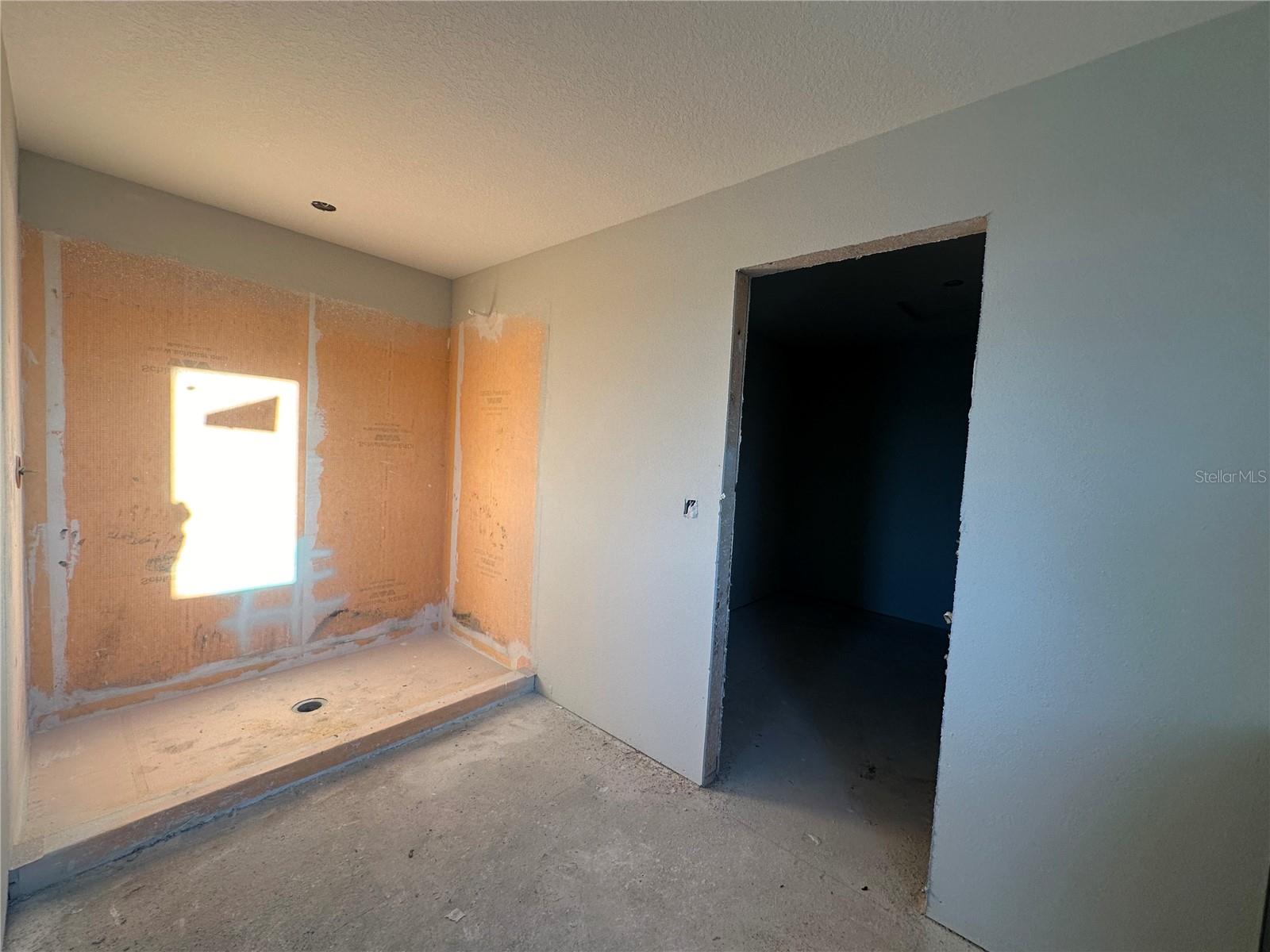 OAKFIELD TRAILS WEST - Residential