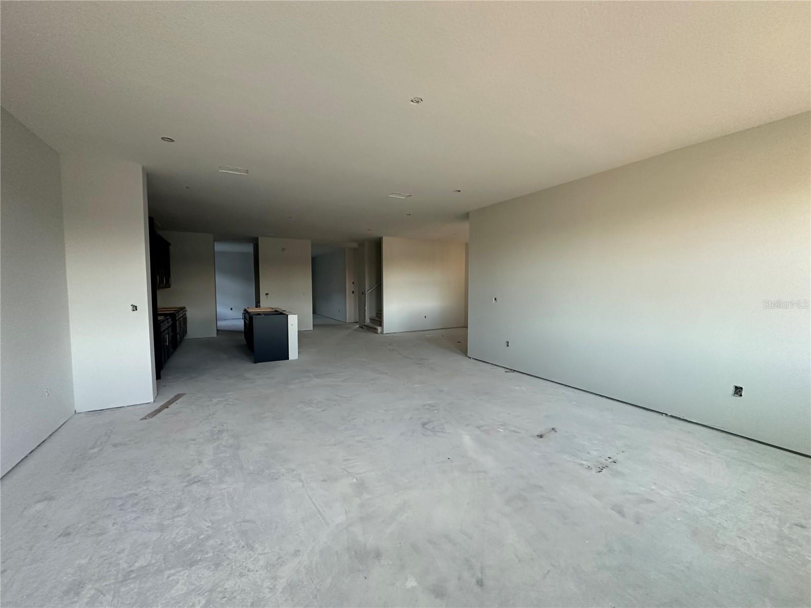 OAKFIELD TRAILS WEST - Residential