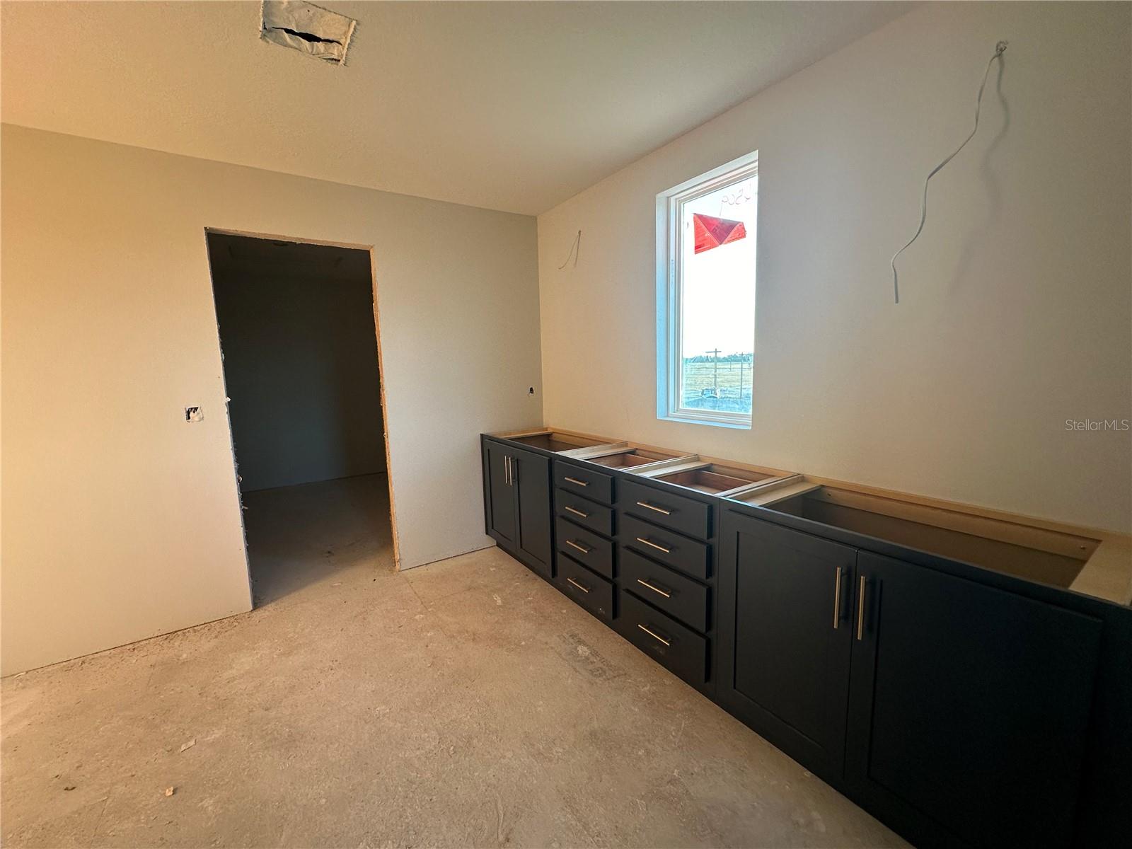 OAKFIELD TRAILS WEST - Residential