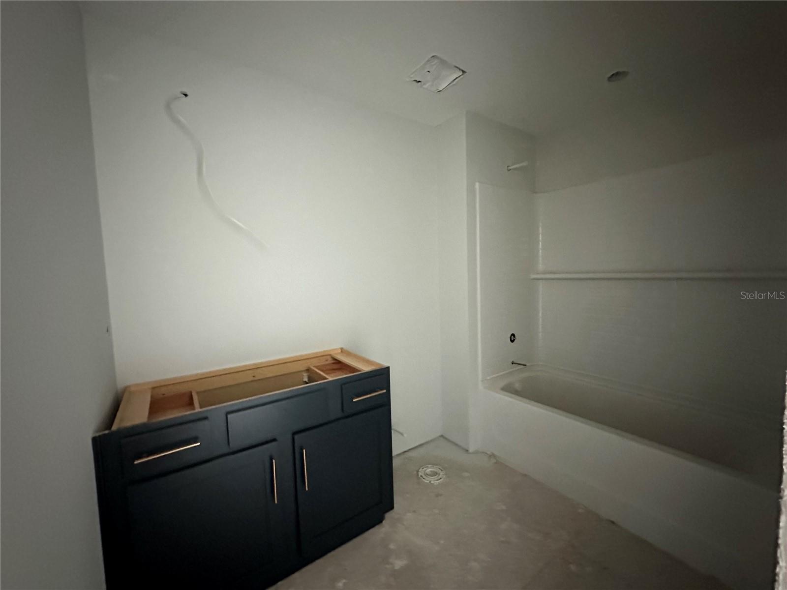 OAKFIELD TRAILS WEST - Residential