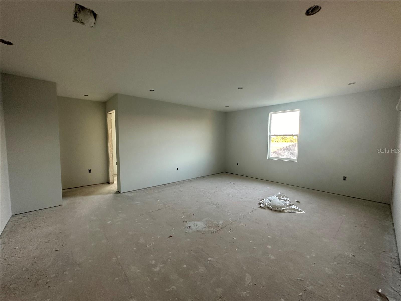 OAKFIELD TRAILS WEST - Residential