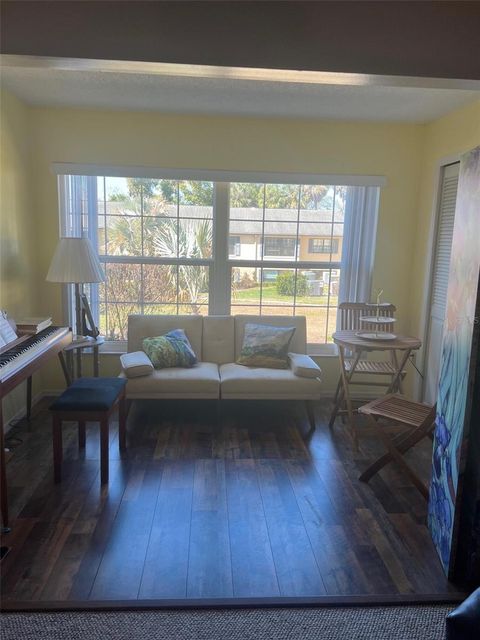 Tiny photo for 110 N Tremain Street #110, Mount Dora, FL 32757 (MLS # O6386926)