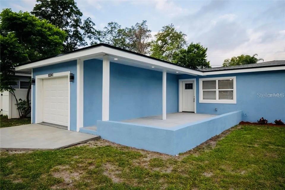 BLOSSOM LAKE VILLAGE SEC 2 - Residential Lease