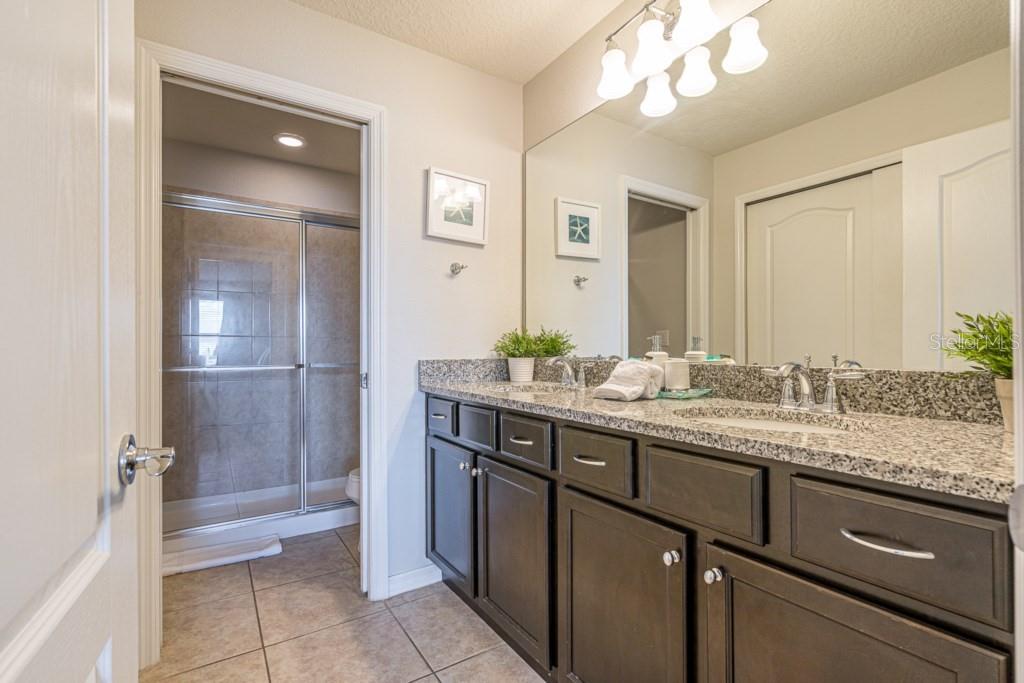 WINDSOR AT WESTSIDE PH 1 - Residential